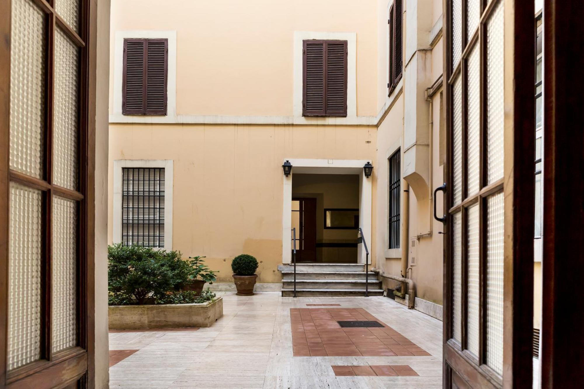 Lahouse Rome By Premium Suites Collection — Photos 1
